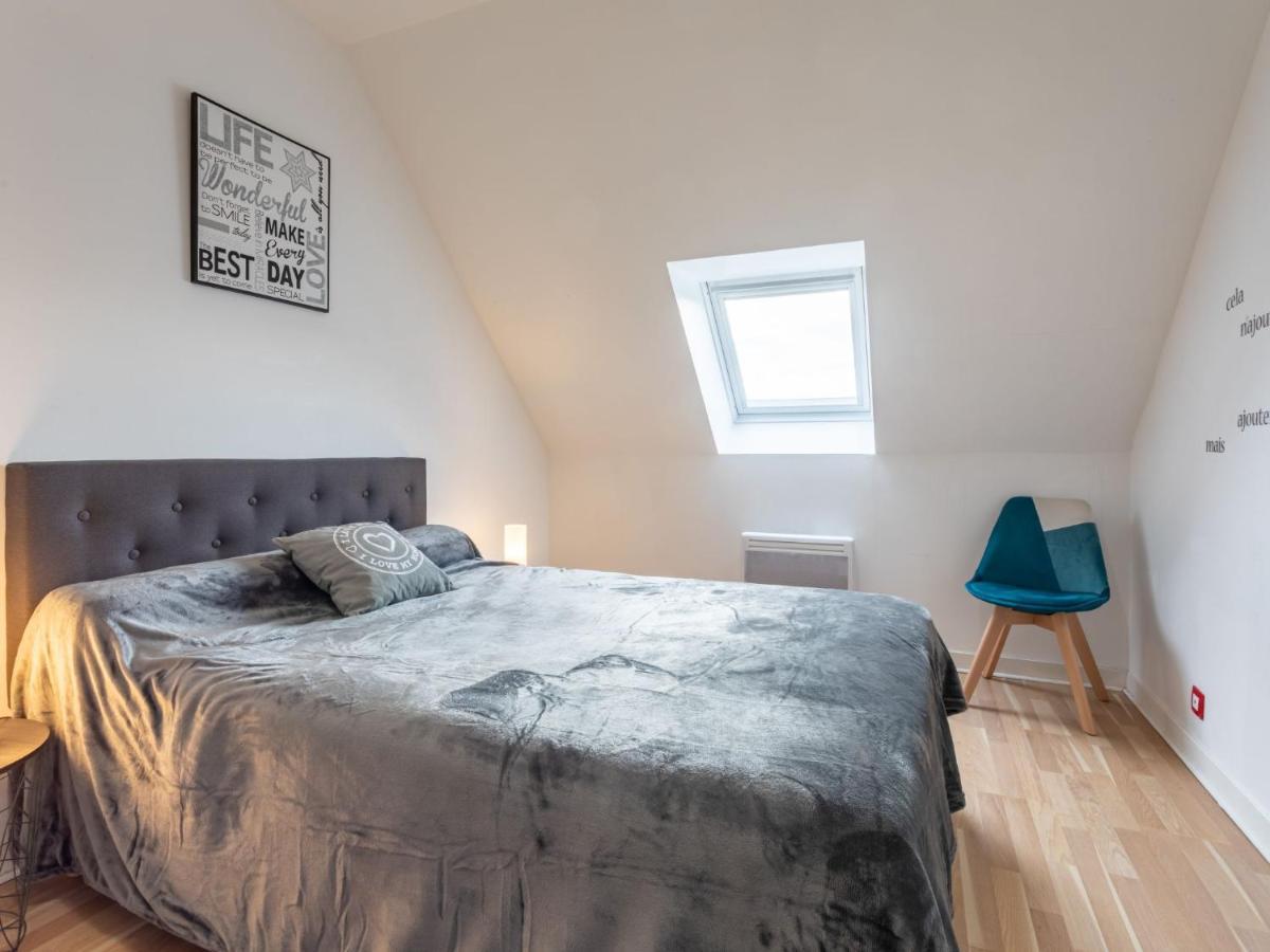 Les Bouvreuils By Interhome La Richardais